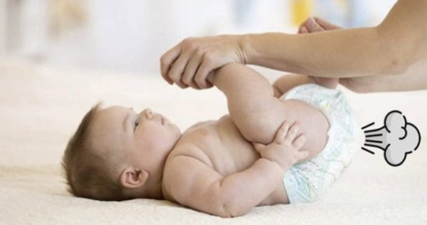 Giúp bé xì hơi là cách chữa đầy bụng khó tiêu cho trẻ đơn giản và hiệu quả 